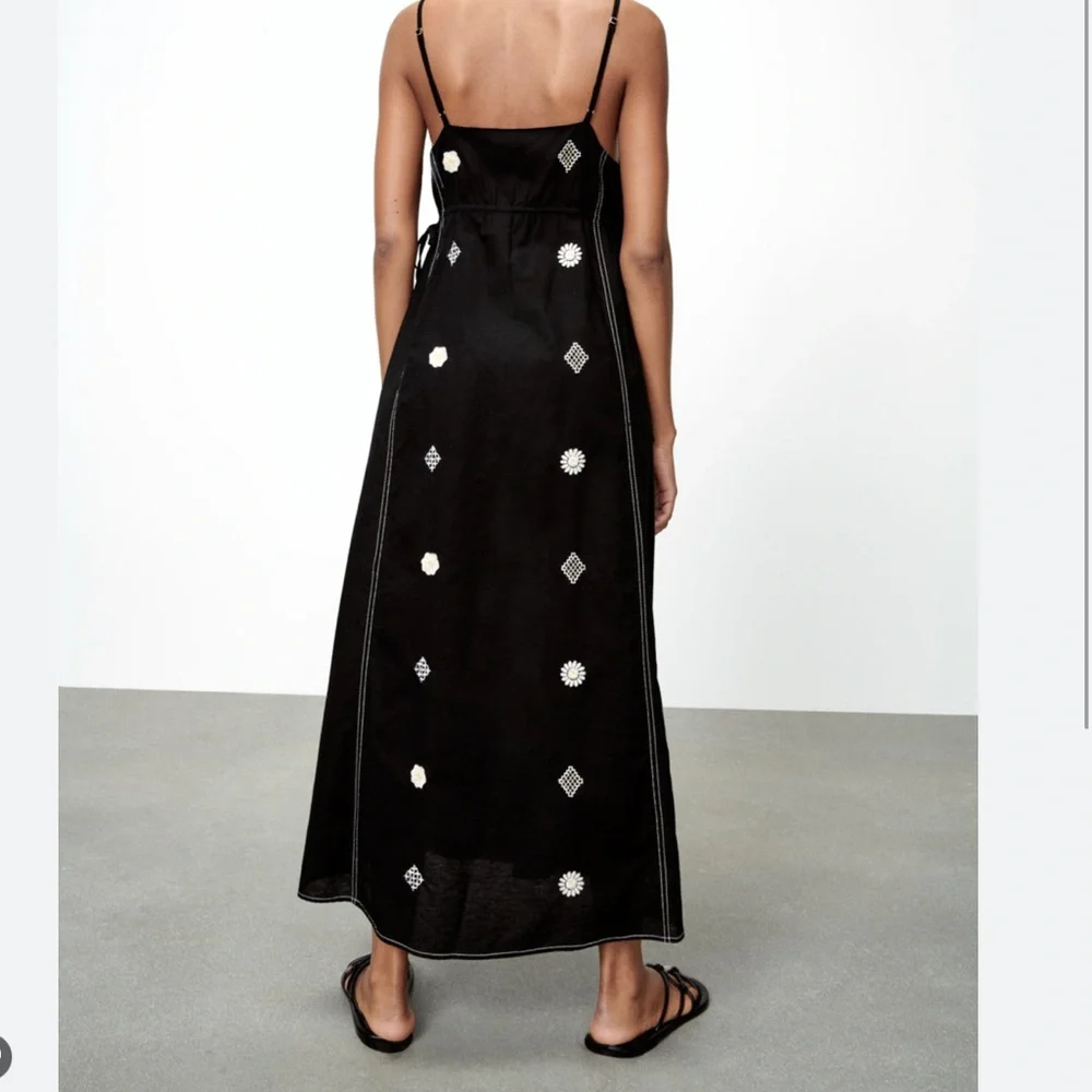 Zara NWT Linen Blend Embroidery Dress